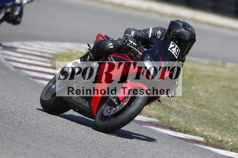 /35 07.08.2026  Discover the Bike ADR/Bike 1 gruen/29